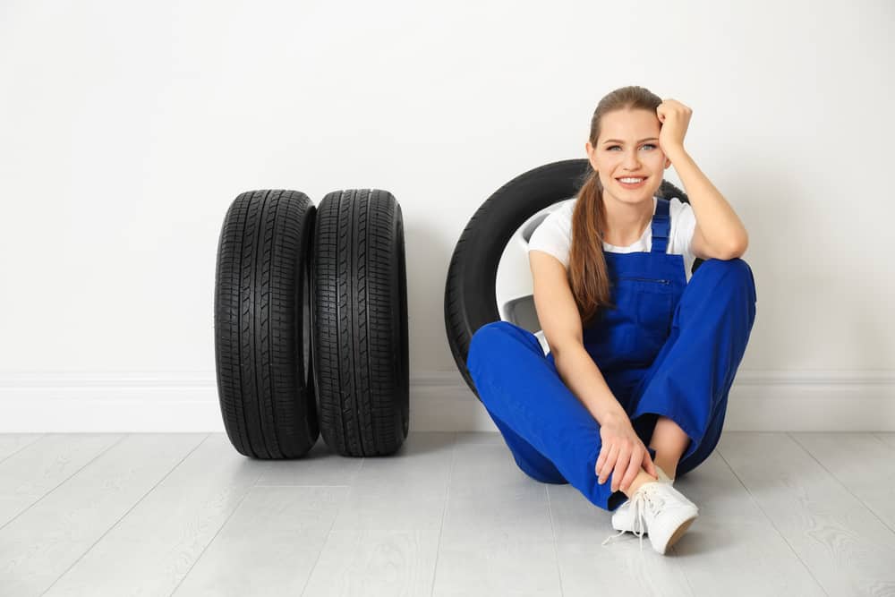 Transforming Used Tires into Sellable Craft Items through Online Platforms
